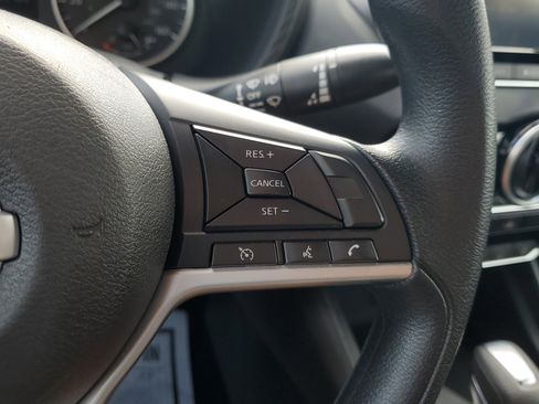 Certified 2022 Nissan Sentra S image 22