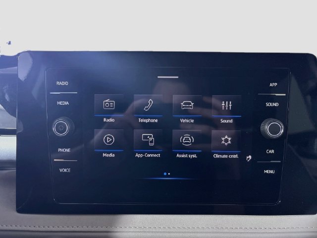 Certified 2025 Volkswagen Taos SE AWD/4WD image 15