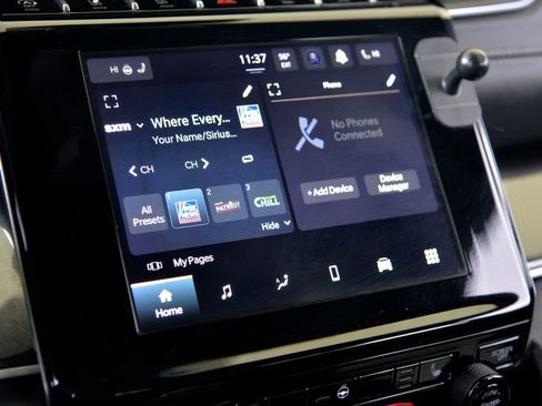 Used 2023 Jeep Grand Cherokee Altitude AWD/4WD image 19