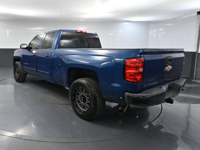 Used 2017 Chevrolet Silverado 1500 W/T w/ Trailering Package RWD image 5