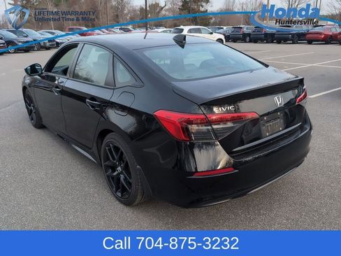 Used 2023 Honda Civic Sport image 5