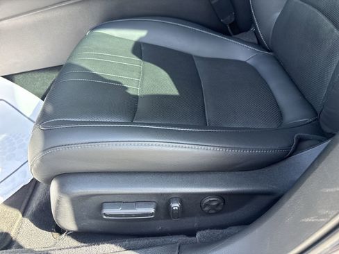 Used 2022 Honda Accord Touring image 15