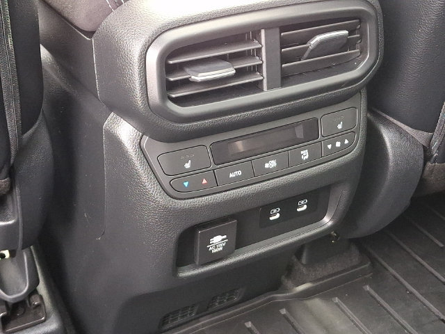 Used 2026 Honda Pilot Elite image 18