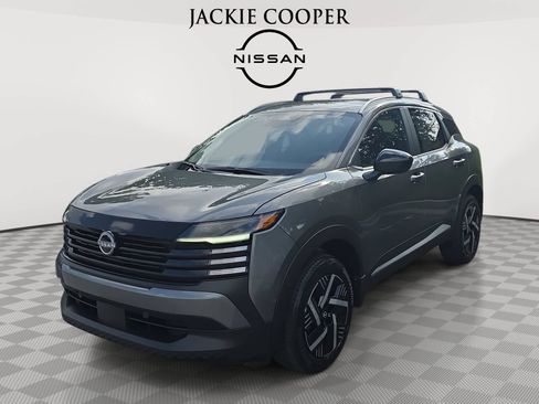 New 2026 Nissan Kicks SV w/ Cold Weather Package FWD image 1