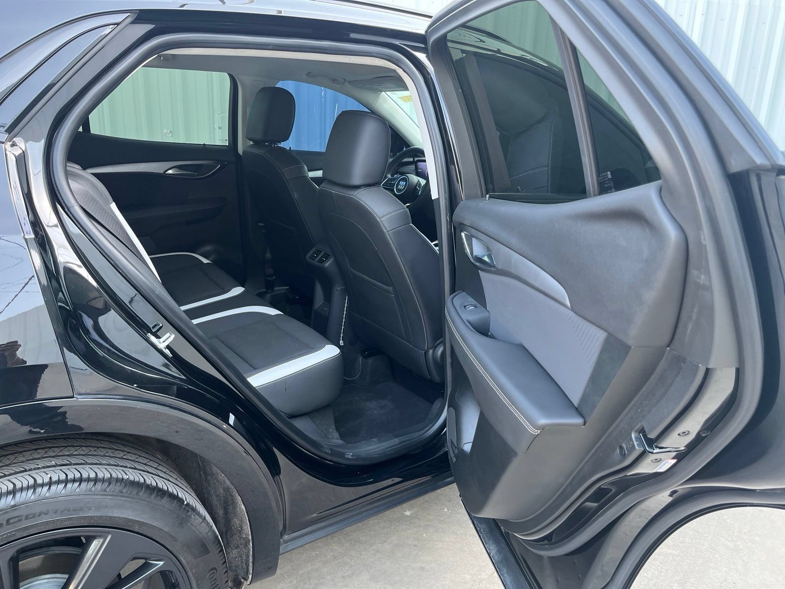 Used 2025 Buick Envision Sport Touring AWD/4WD image 14