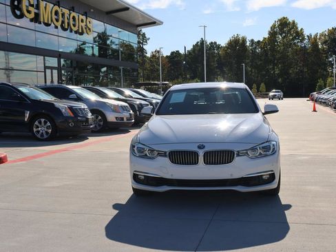 Used 2017 BMW 330i Sedan image 36