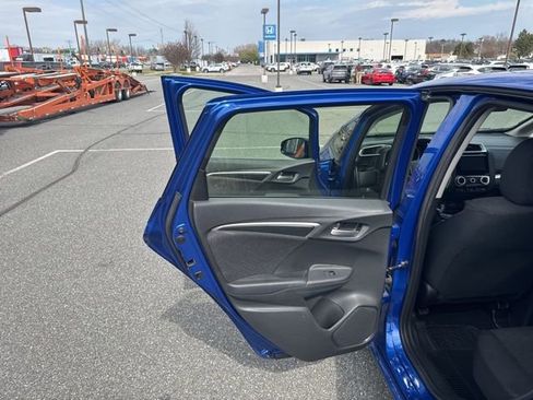 Used 2017 Honda Fit EX image 18