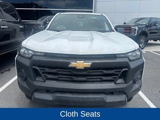 Used 2025 Chevrolet Colorado W/T w/ Advanced Trailering Package RWD video 2