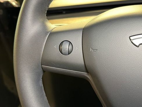 Used 2020 Tesla Model 3 Standard Range image 36