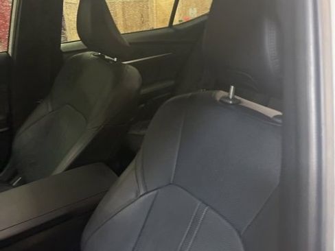 Used 2025 Toyota Camry XSE w/ Premium Plus Package image 10