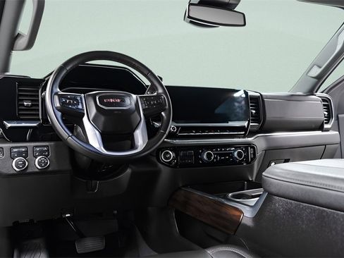 Used 2024 GMC Sierra 2500 SLT w/ SLT Convenience Package image 27