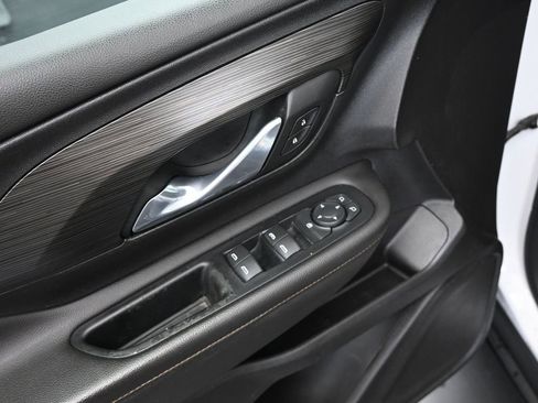 Used 2019 GMC Terrain SLT image 26