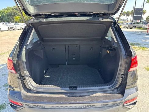 Used 2023 Volkswagen Taos S FWD image 7