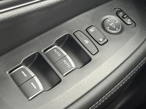 New 2026 Honda HR-V EX-L image 20