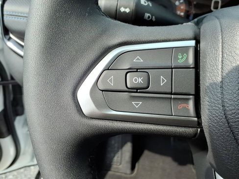 New 2026 Jeep Compass Latitude AWD/4WD image 25