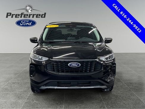 Used 2023 Ford Escape Active image 11