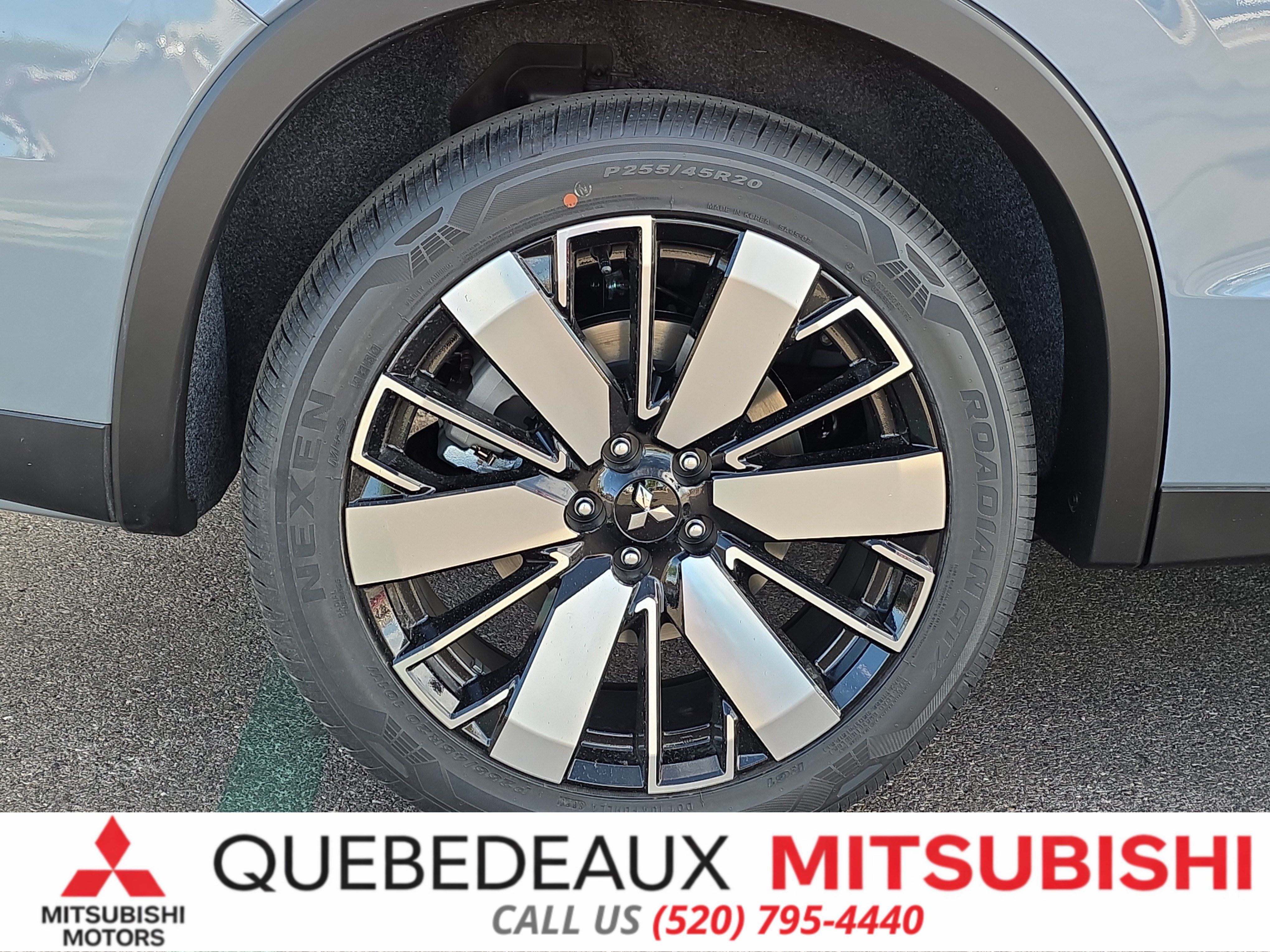 New 2026 Mitsubishi Outlander SE FWD image 8