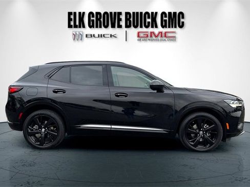 Used 2022 Buick Envision Essence w/ Sport Touring Package image 3