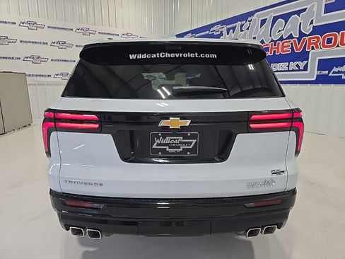 New 2026 Chevrolet Traverse High Country FWD image 7
