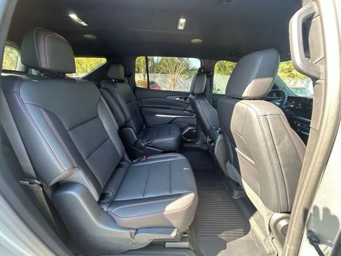 New 2026 Chevrolet Traverse Z71 w/ Enhanced Driving Package AWD/4WD image 20