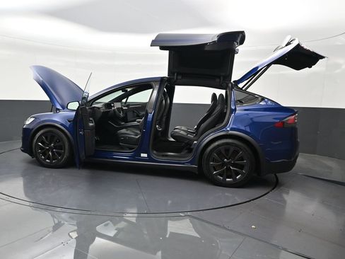 Used 2022 Tesla Model X AWD/4WD image 35