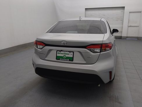 Used 2025 Toyota Corolla LE image 7