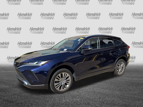 Used 2023 Toyota Venza Limited AWD/4WD image 5
