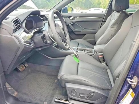 Used 2025 Audi Q3 2.0T Premium w/ Convenience Package image 6