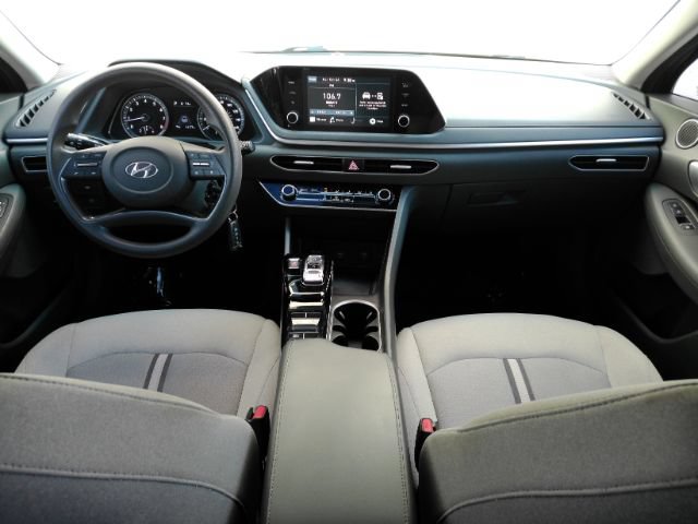 Used 2022 Hyundai Sonata SE FWD image 3
