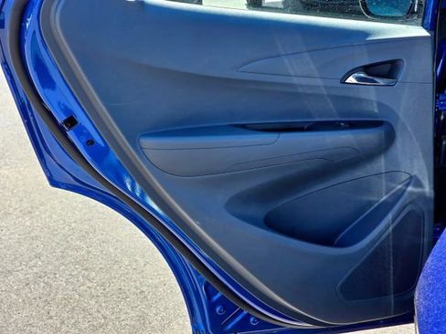 Used 2019 Chevrolet Bolt LT FWD image 31