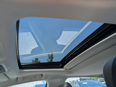 Used 2019 Lexus ES 350 w/ Premium Package FWD image 19