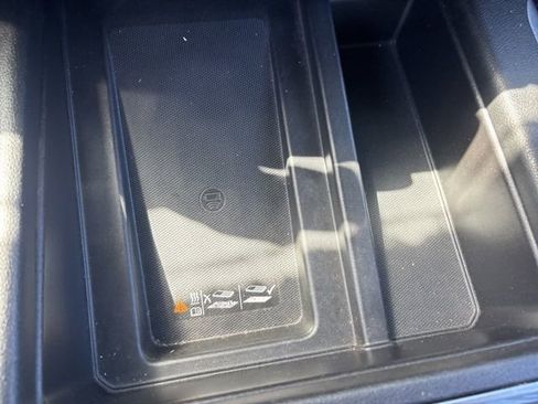 Used 2019 GMC Sierra 1500 SLT RWD image 39
