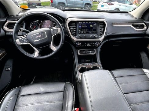 Used 2023 GMC Acadia Denali w/ Denali Ultimate Package AWD/4WD image 21
