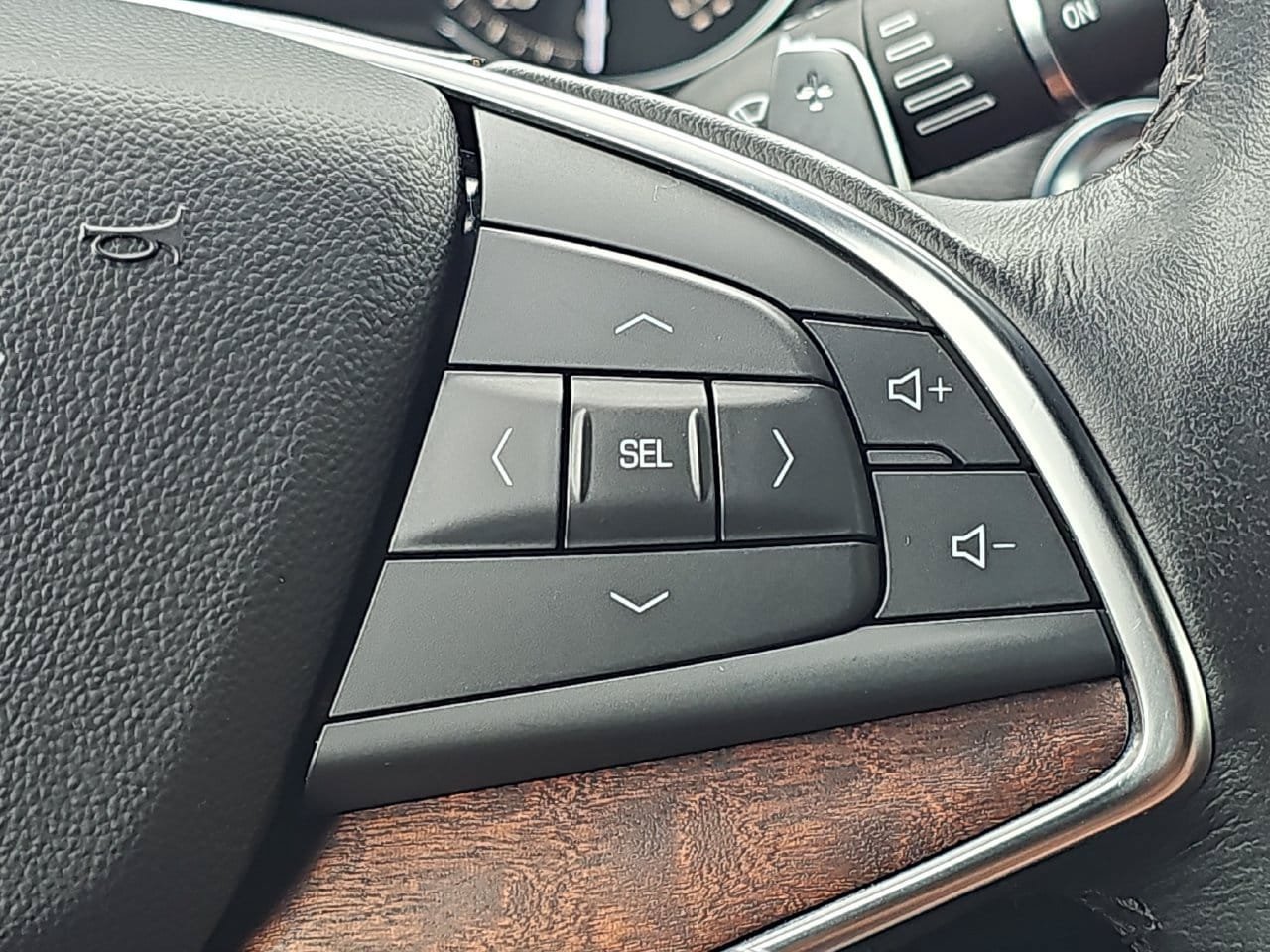 Used 2023 Cadillac XT5 Sportv AWD/4WD image 18