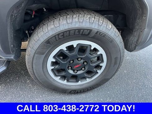Used 2025 Toyota 4Runner TRD Off-Road AWD/4WD image 28