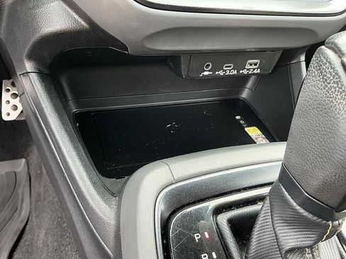 Used 2024 Subaru Crosstrek 2.5i Sport AWD/4WD image 18
