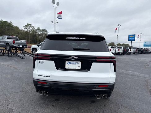 New 2026 Chevrolet Traverse LT w/ Midnight/Sport Edition image 4