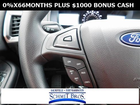 Used 2024 Ford Edge SE w/ Black Appearance Package image 39