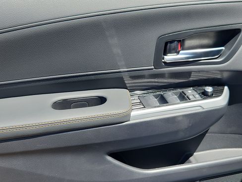 New 2026 Toyota Sienna XLE Woodland Edition AWD/4WD image 8
