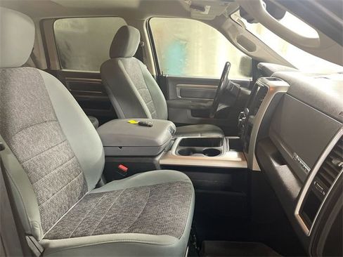 Used 2018 RAM 1500 Big Horn image 24