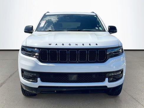 Certified 2025 Jeep Wagoneer L Series II w/ Premium Group I image 2