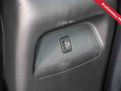 Used 2025 Nissan Sentra SV FWD image 13