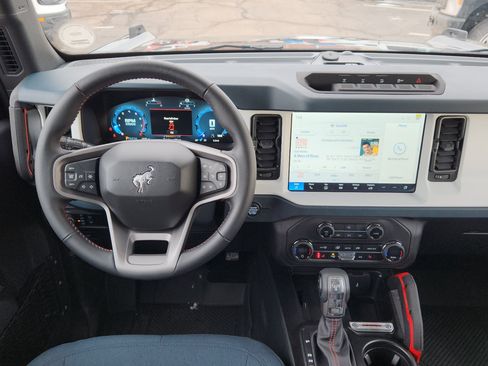 New 2025 Ford Bronco Heritage Edition image 24