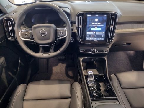 New 2026 Volvo XC40 B5 Plus w/ Protection Package Premier image 24