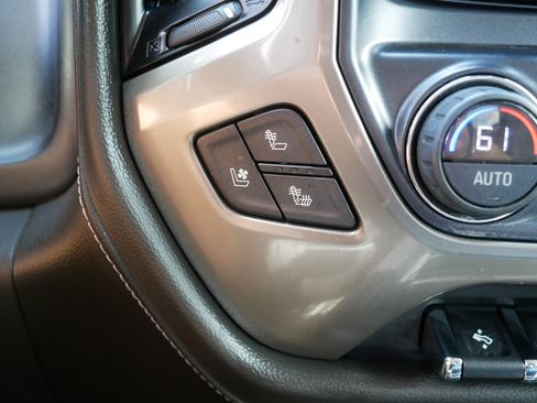 Used 2018 Chevrolet Silverado 1500 High Country AWD/4WD image 33