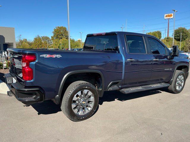 Used 2023 Chevrolet Silverado 2500 Custom w/ Gooseneck/5TH Wheel Package AWD/4WD image 11
