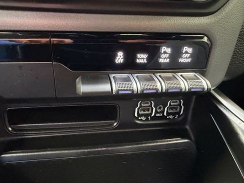 Used 2022 RAM 1500 Big Horn RWD image 22