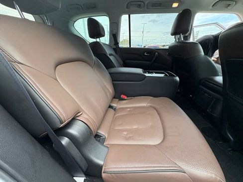 Used 2023 INFINITI QX80 Premium Select w/ Cargo Package image 6