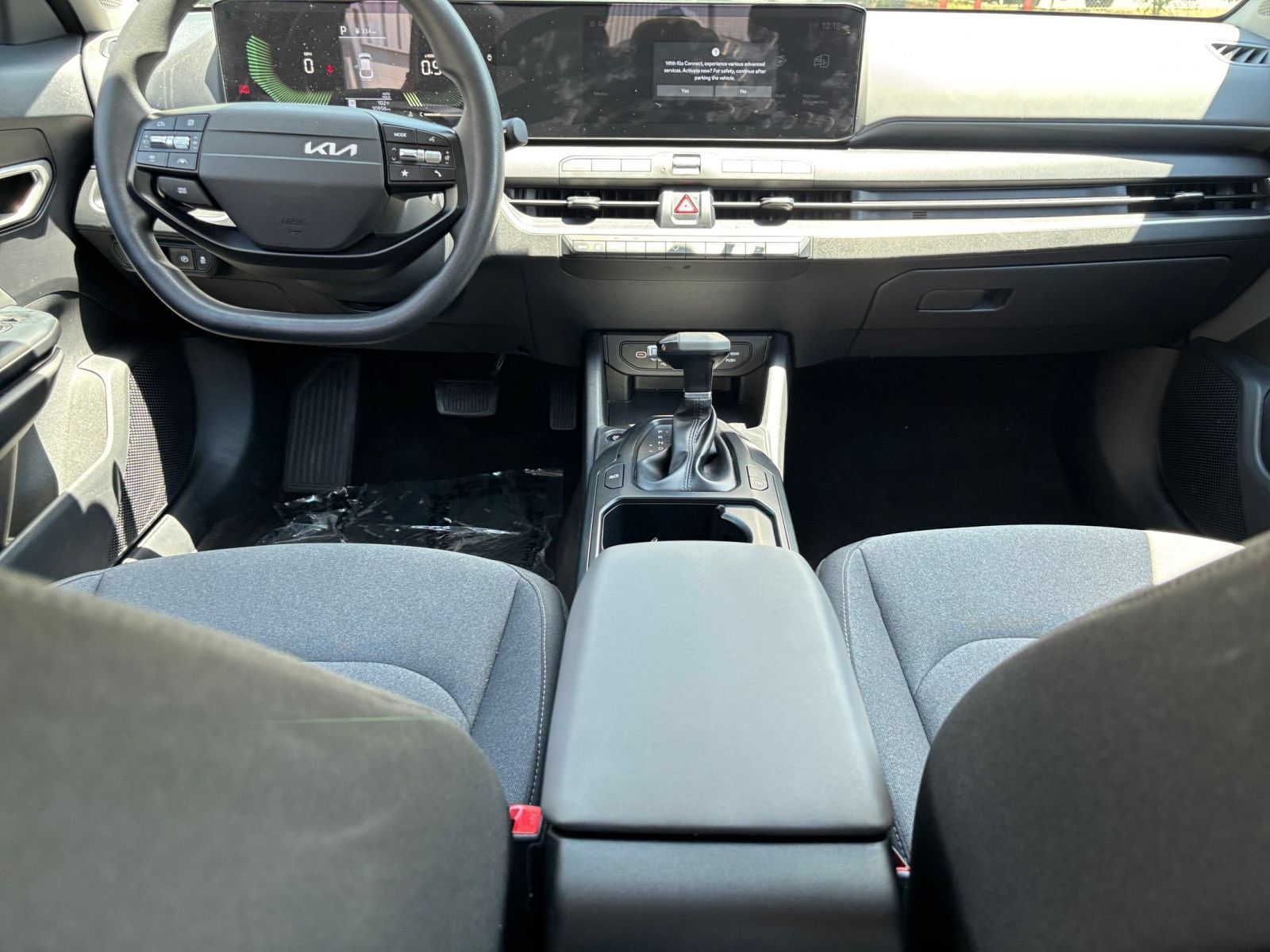 Used 2025 Kia K4 FWD image 38