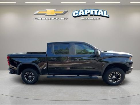 Used 2024 Chevrolet Silverado 1500 ZR2 w/ Technology Package AWD/4WD image 6